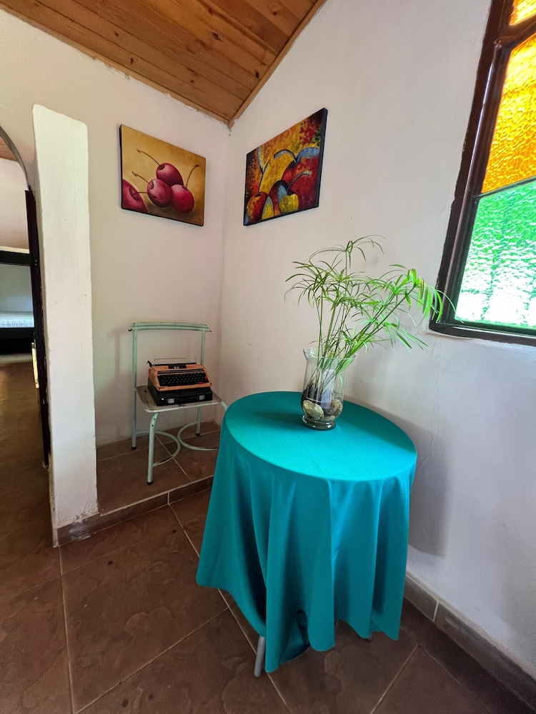 Bahareque Hostal