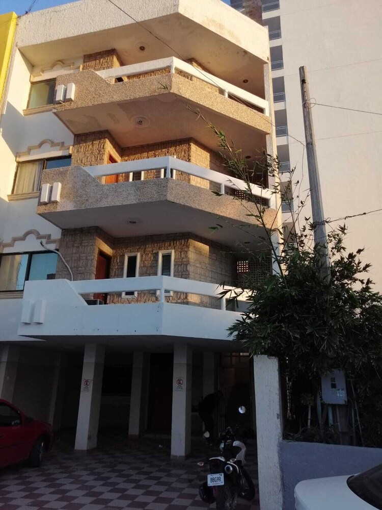 Torre Al Mar Departamentos