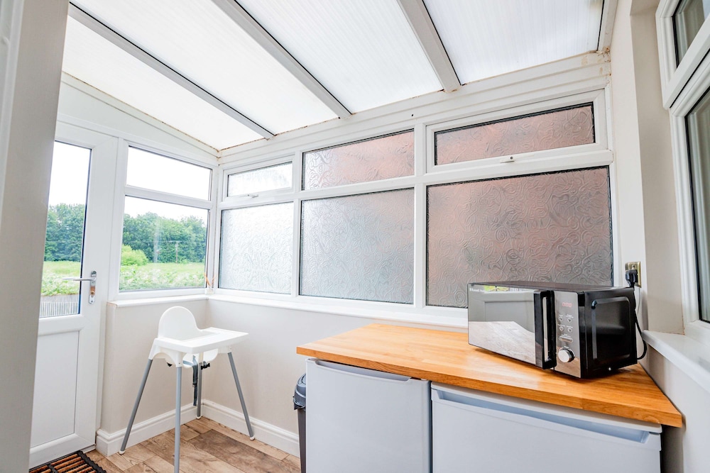 Host Stay Mayfield House