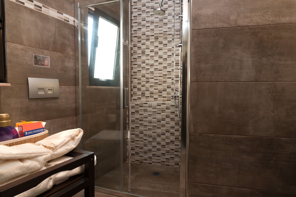 Acropolis Suites