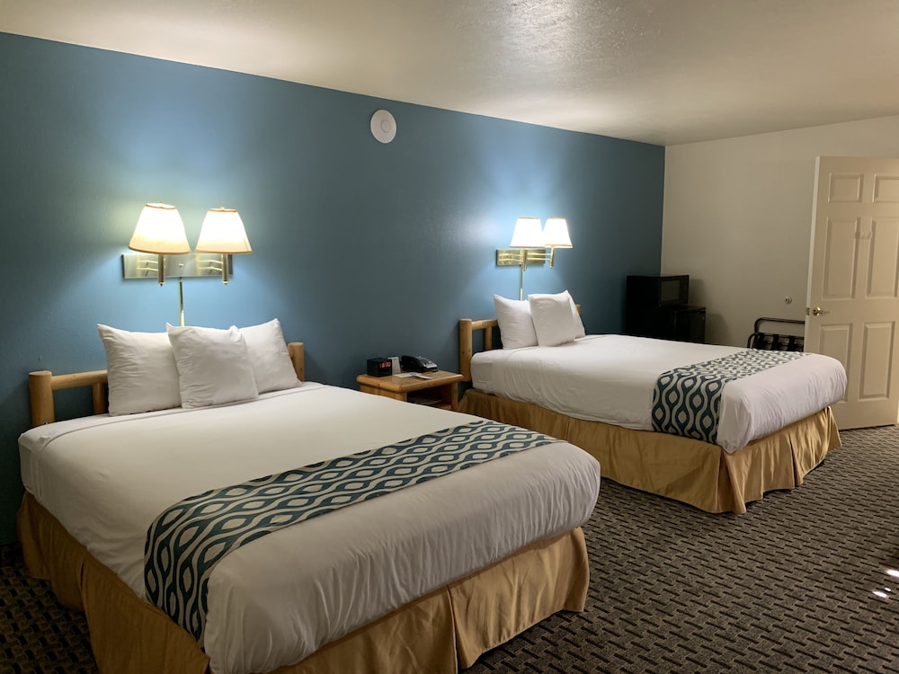 Rodeway Inn view 3