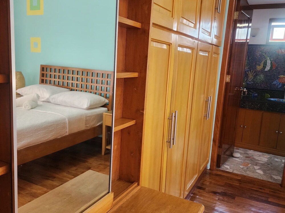 Kulibangbang Beach Resort