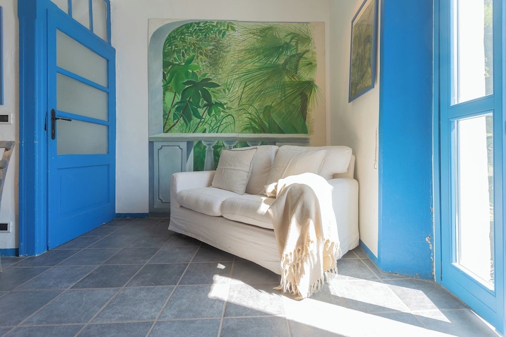 Deriva Apartment on Careno's Beach by Rent all Como