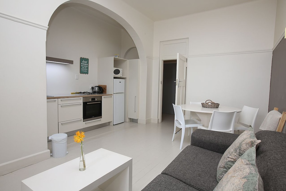 The Hampton Exclusive Guest House