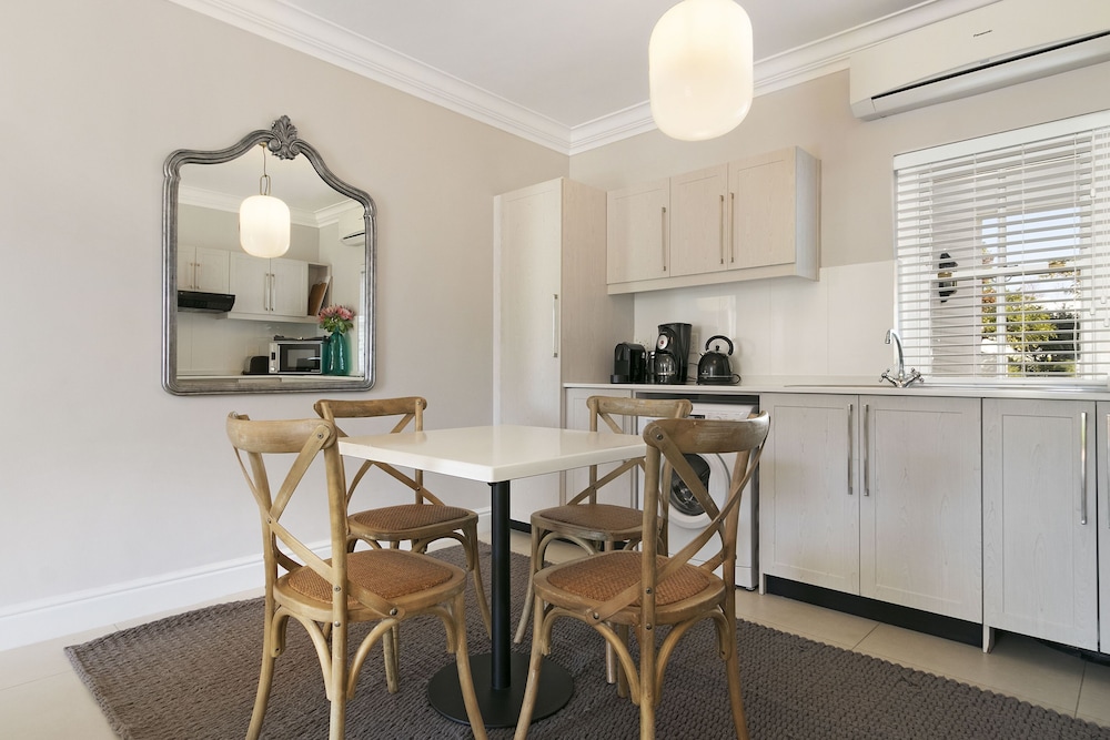 Winelands Golf Lodges at De Zalze