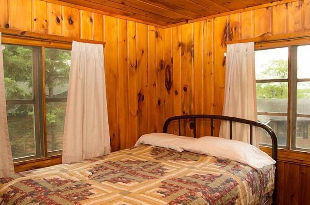 Woodland Beach Resort