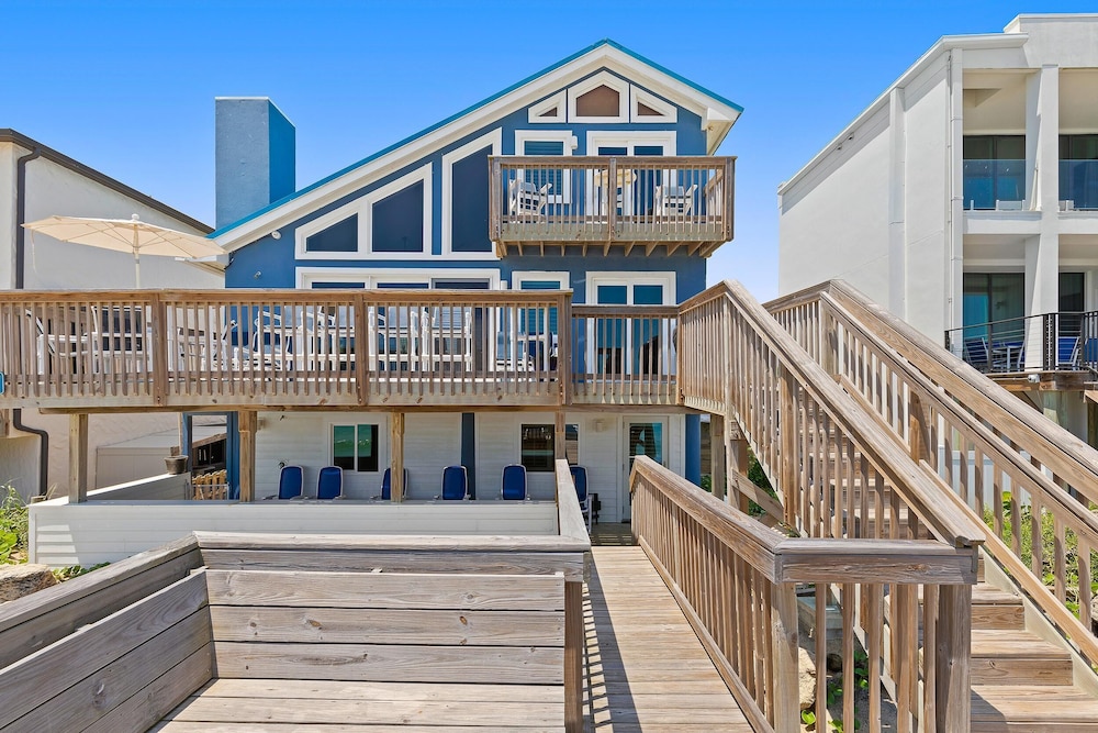 Dolphin House