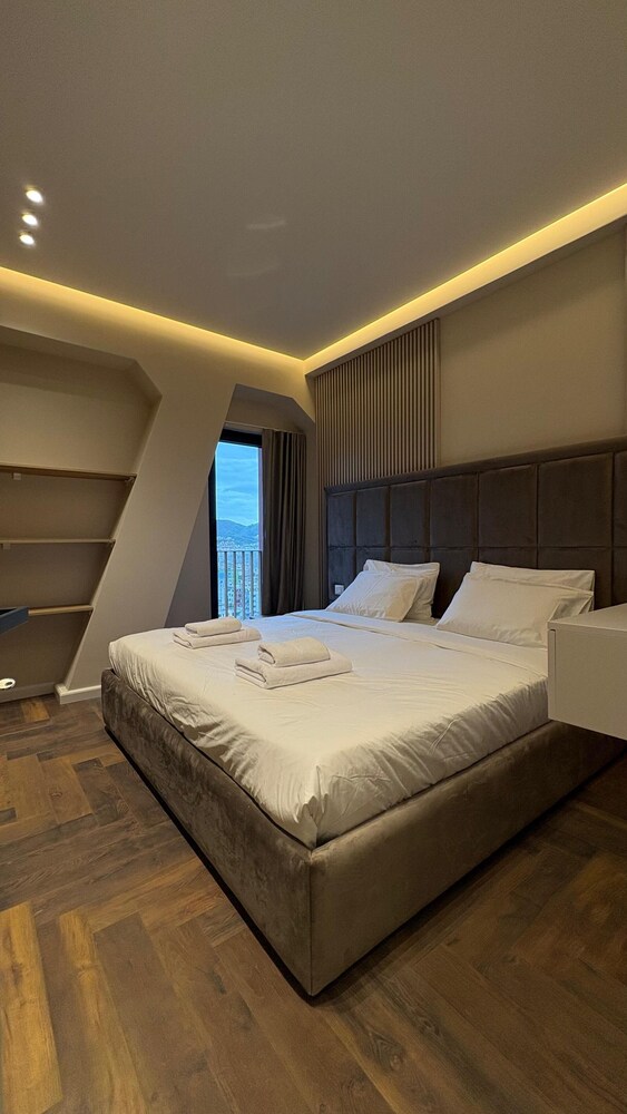 Blue Boutique Apartments 3