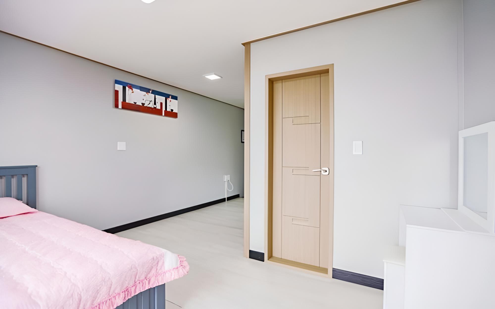 Namhae Gonige Pension view 5
