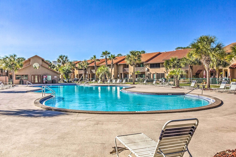 Panama City Beach Townhome w/ Resort Amenities!