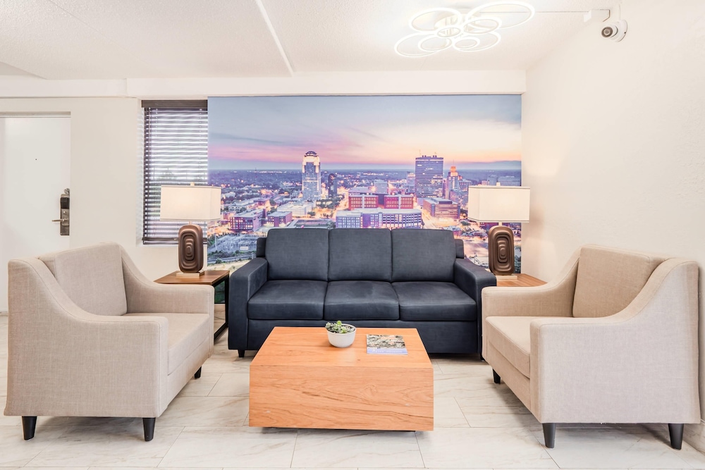 Clarion Pointe Winston – Salem Downtown