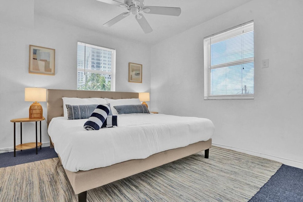 Marine Villas 5 in Hollywood