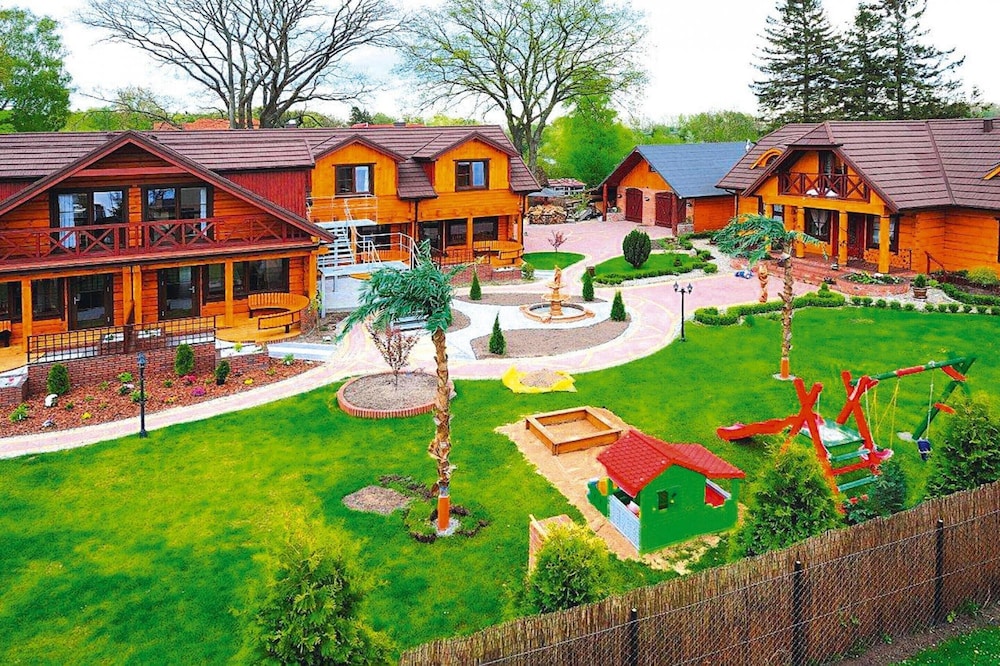 Comfortable Holiday Home Close to the Beach