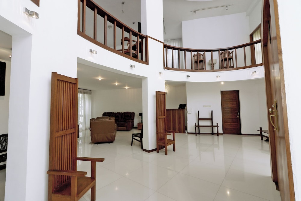 Colombo 7 Horton Residence