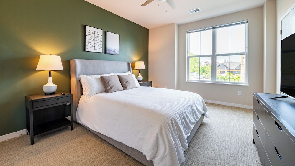 Landing Furnished Apartments - Orange Beach