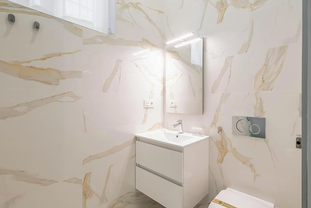 Feelathome Conde Apartments photo 3