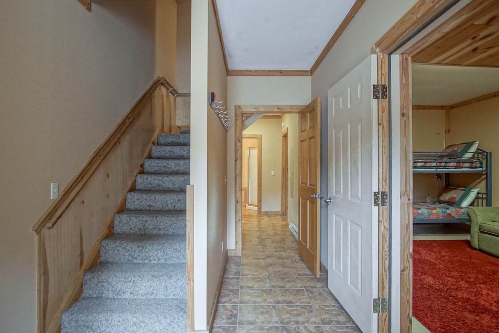 Loggers Run #8: 5 Bedrooms, 3.5 Baths
