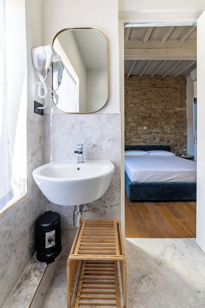 Leovinci rooms