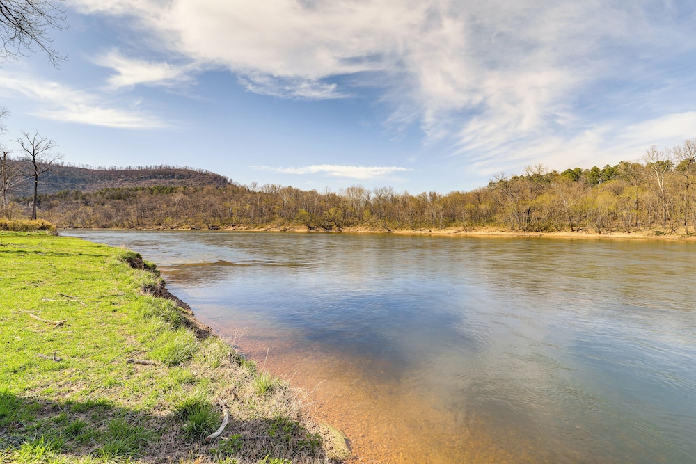 Fire Pit, Screened Deck: Riverfront Ozarks Cabin!