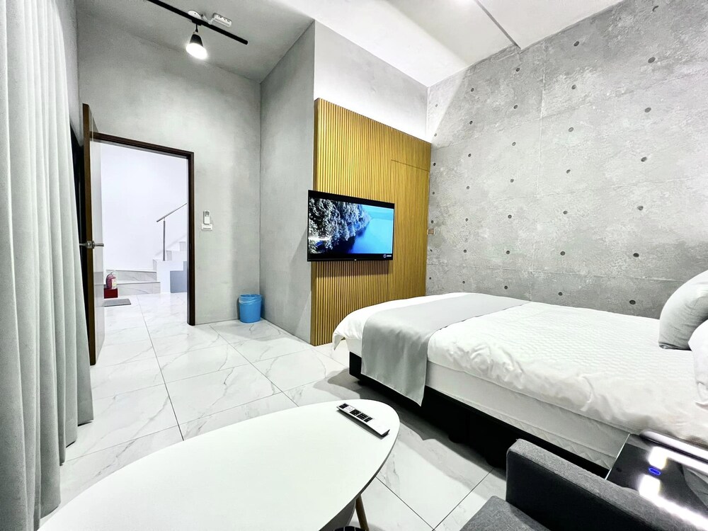 H-house view 3