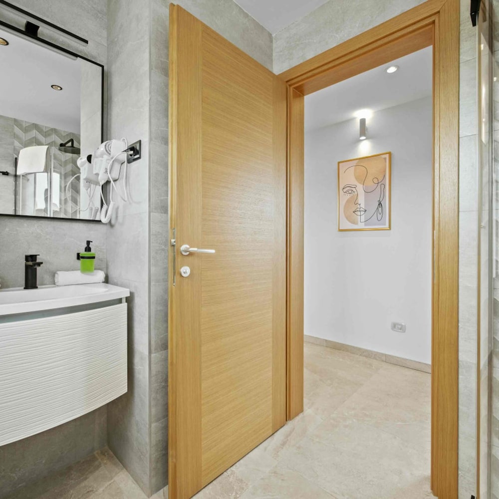 Villa Palma - Seaside Luxury Villa for 6 Person