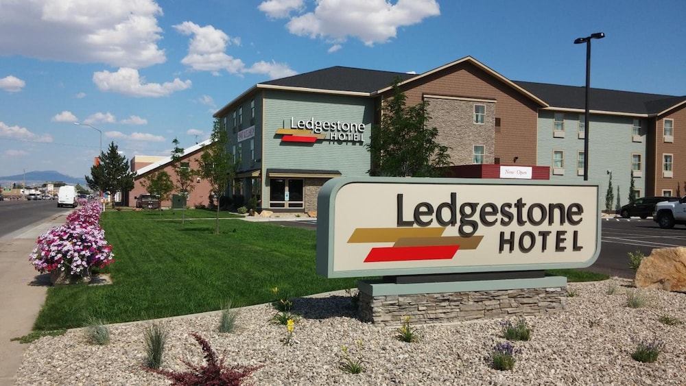 Ledgestone Suites Hotel Vernal