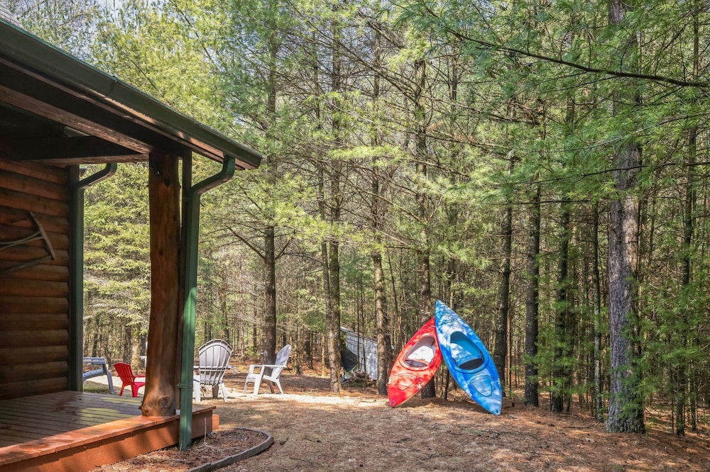 Woodlands Cabin Retreat In Oxford 2 Bedroom Cabin