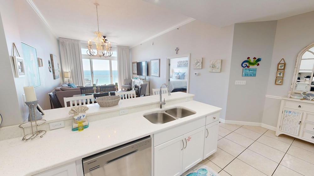 Sterling Shores Penthouse #2 3 Bedroom Condo