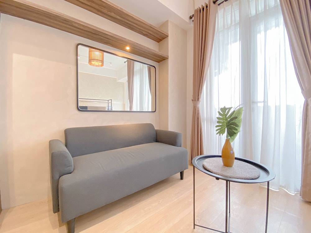Cozy And Tranquil Studio Apartment Vasanta Innopark