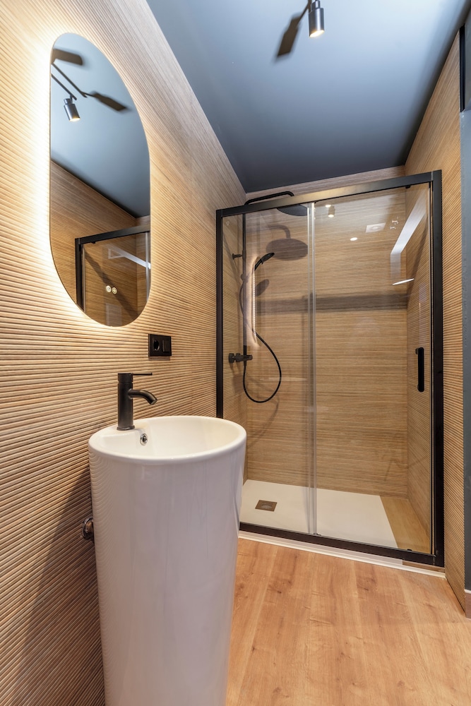 Ando apartments
