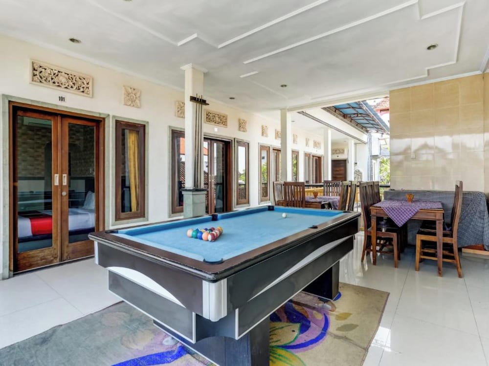 Antara Sunset Road, กูตา, อินโดนีเซีย - 10