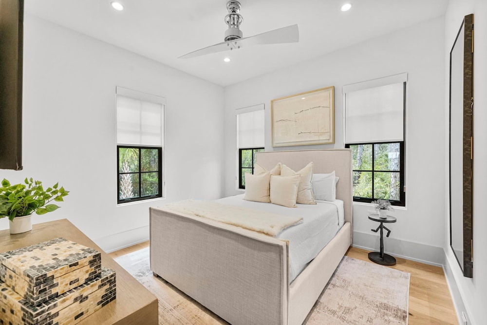30A Beach House - Mia's Beach House