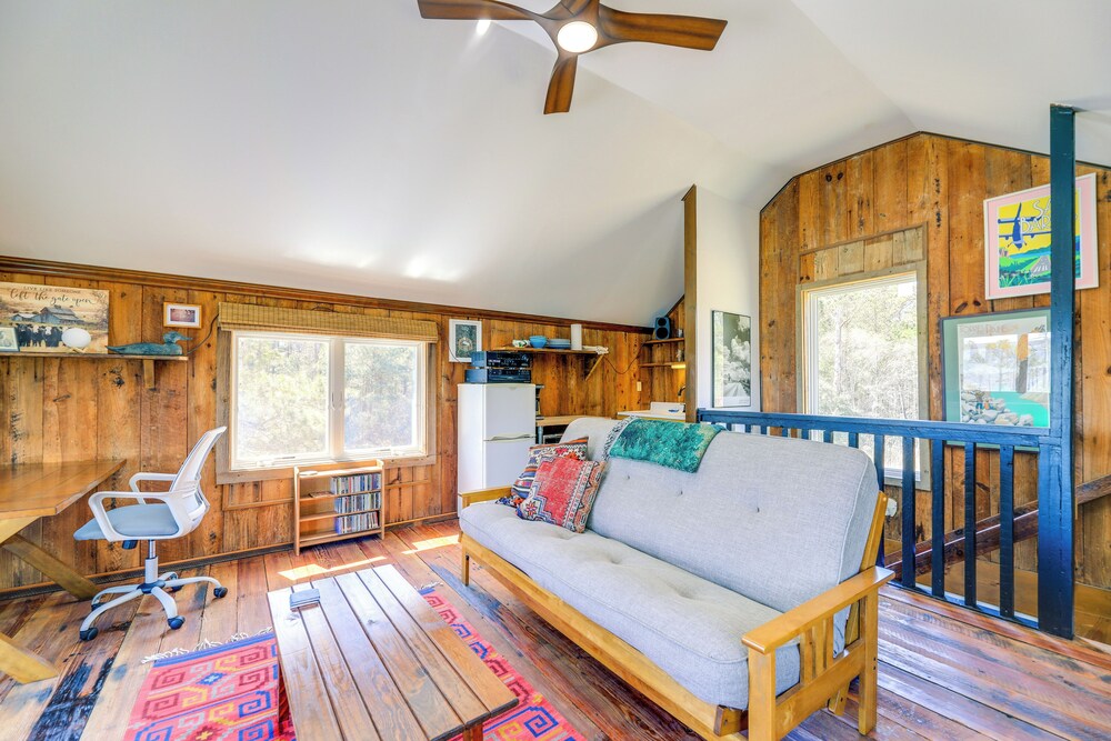 Riverfront Haven: Converted Barn w/ Deck in Aurora