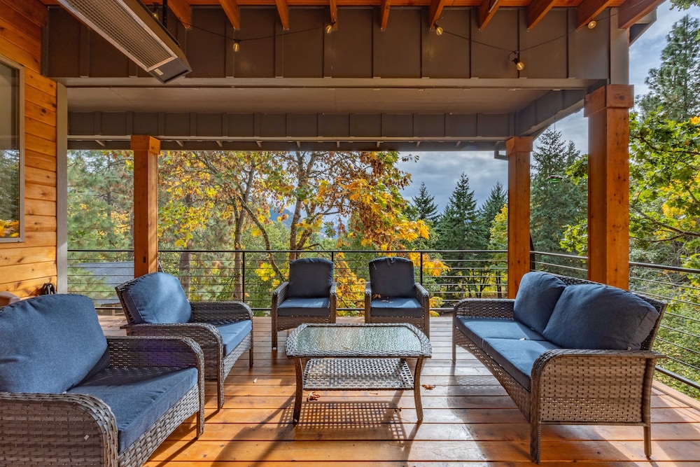 Evergreen Retreat A 30 Night Minimum 3 Bedroom Home