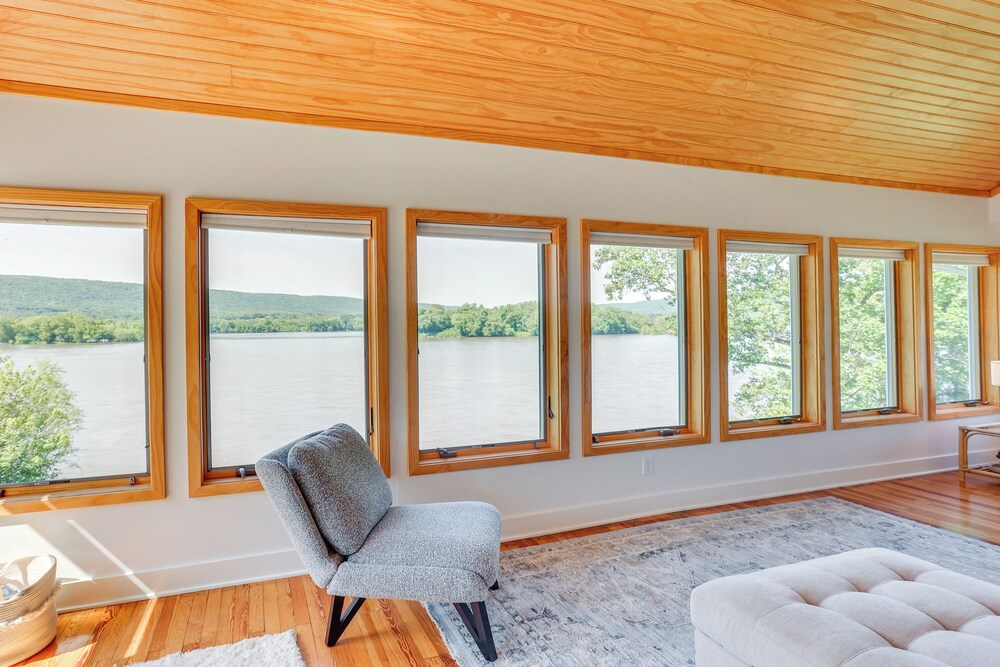 Steps to Susquehanna River: Hot Tub Hideaway!