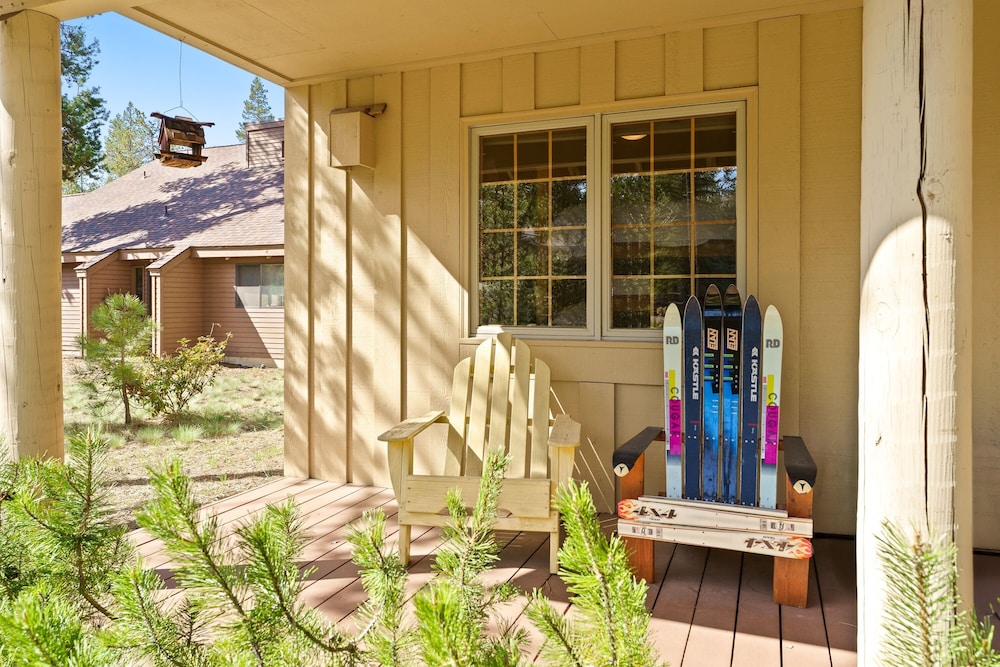 3 Yellow Rail 2 Bedroom Home