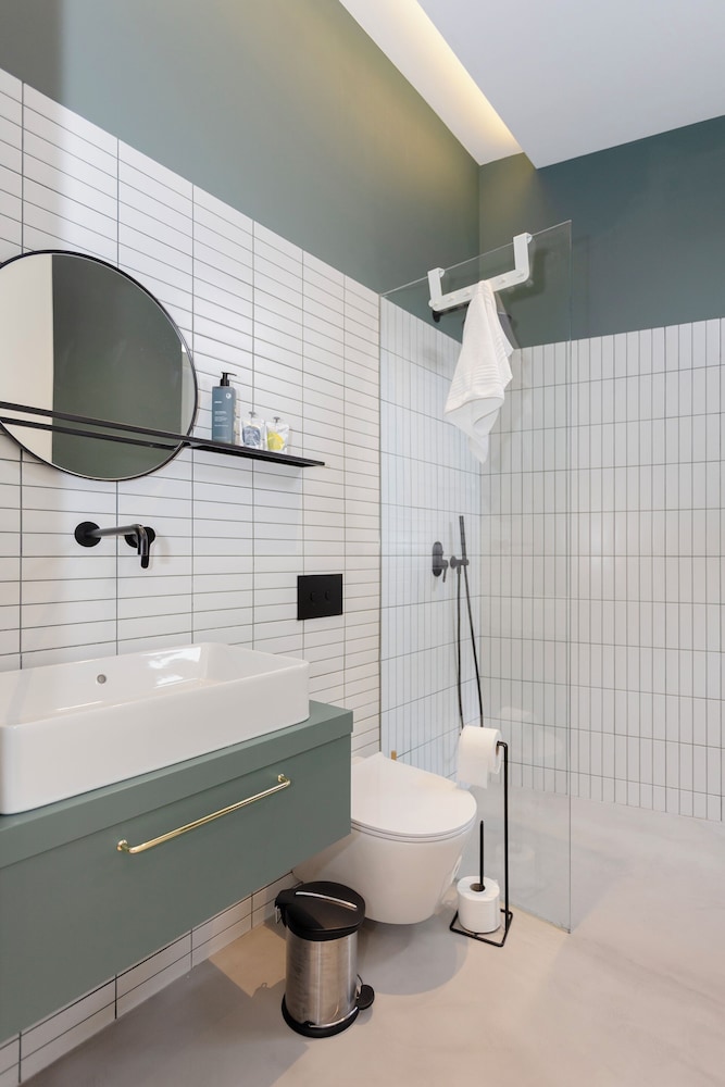 Crystal Luxury Apartment