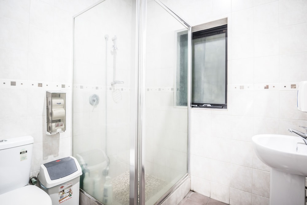 Downtown Backpackers Hostel - note - Valid Passport required for check in