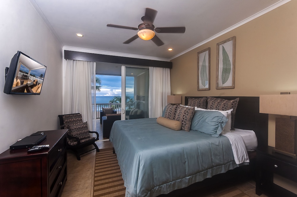 The Palms by Dream Makers