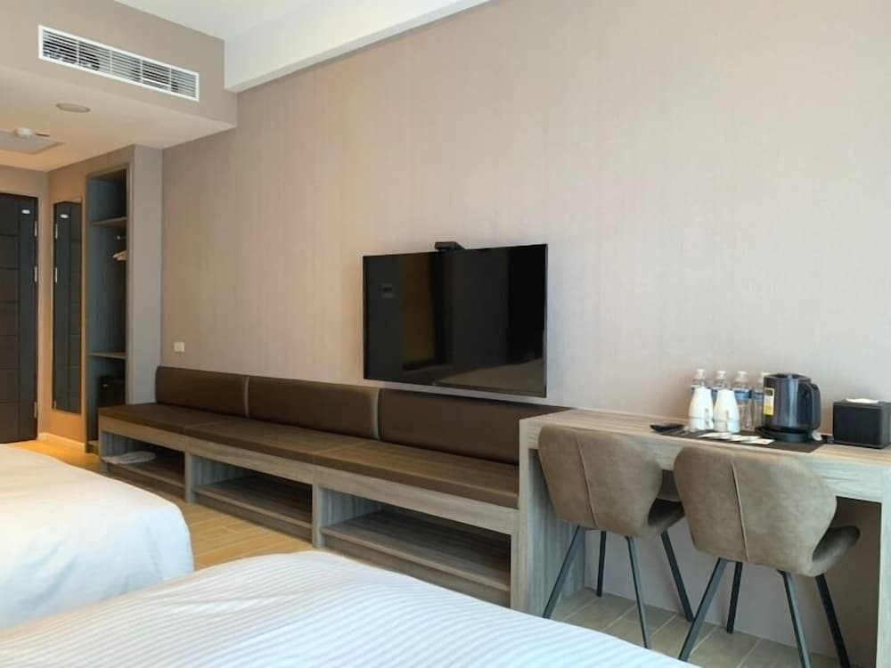 Photo 7