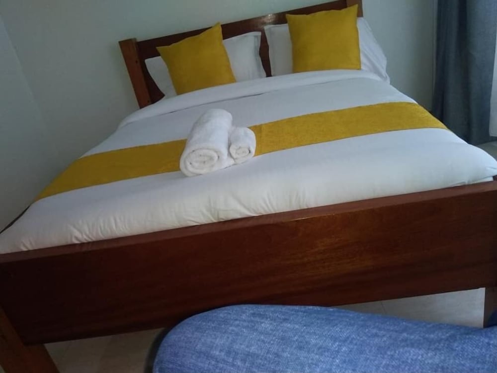 Stay.Plus Mara Holiday Homes view 4