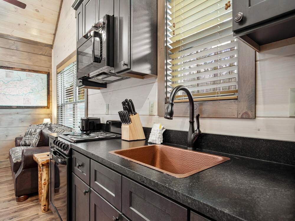 Abright Grove - Unit 2 view 5