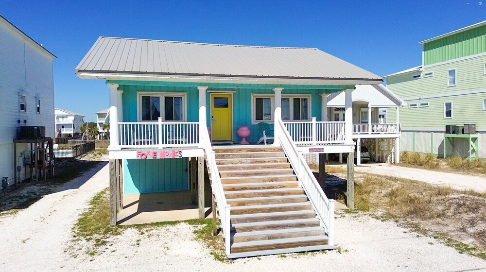 Charming 3br/2ba Boho Beach Cottage in Gulf Shores