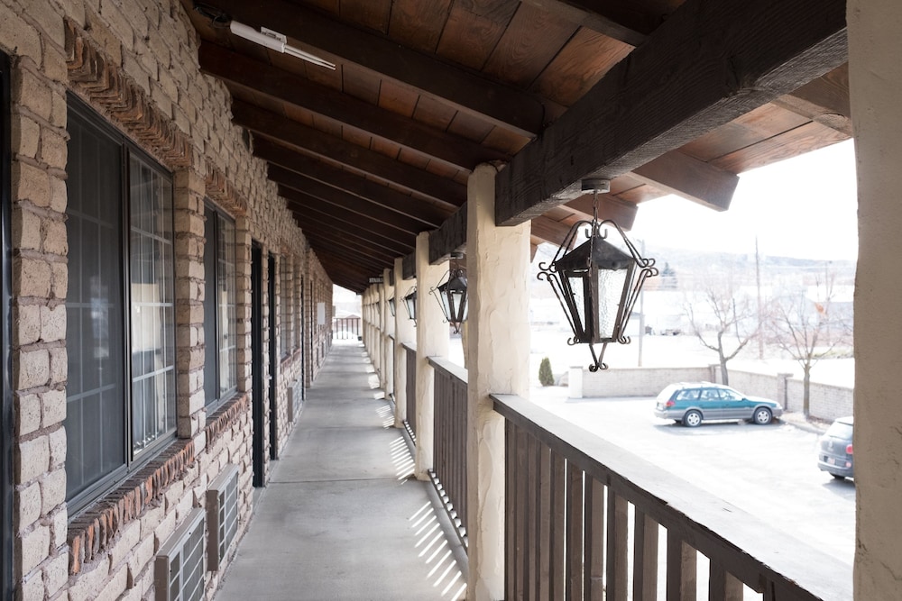 Baker City Vacations - Eldorado Inn Baker City - Property Image 13