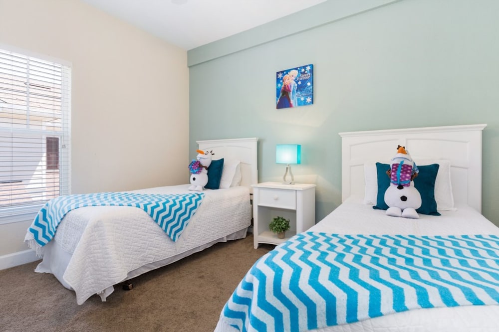 Lucaya Village 2960 - Image 5