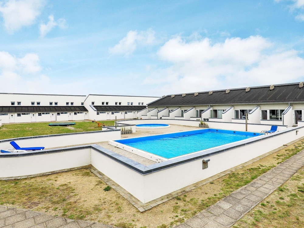 Holiday Apartment Near Vesterhavet