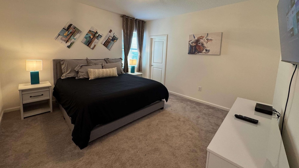 Family Friendly 12bd w Jacuzzi Veranda Palms 4401