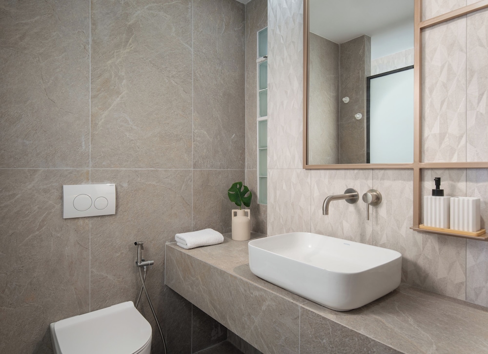 Olenia Suites