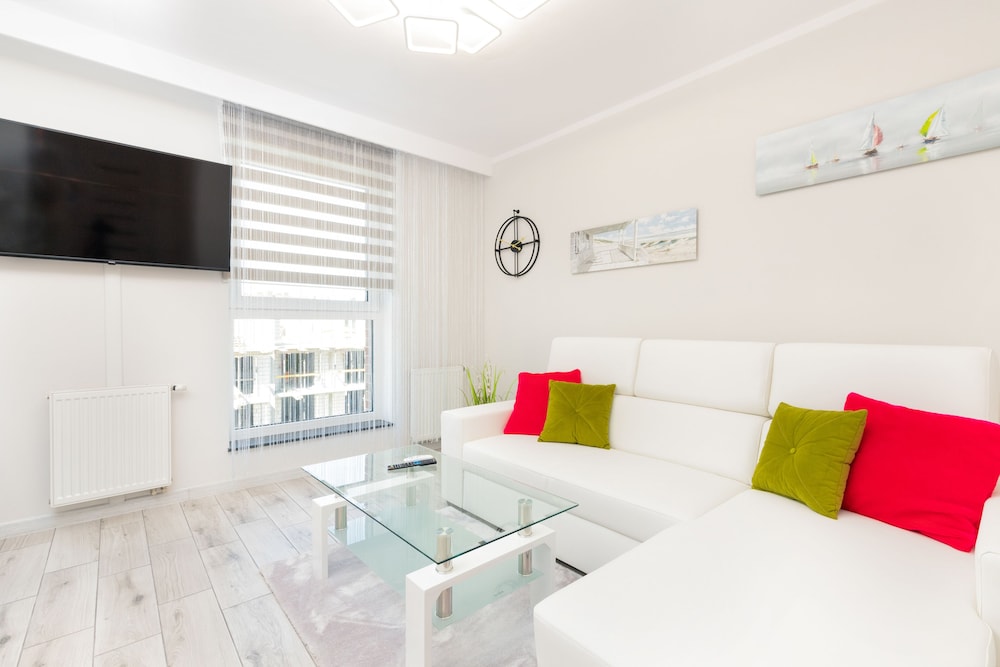 Sw. Barbary Old Town by Renters view 5