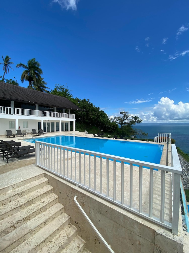 APARTAMENTO VISTA MARE 9-202